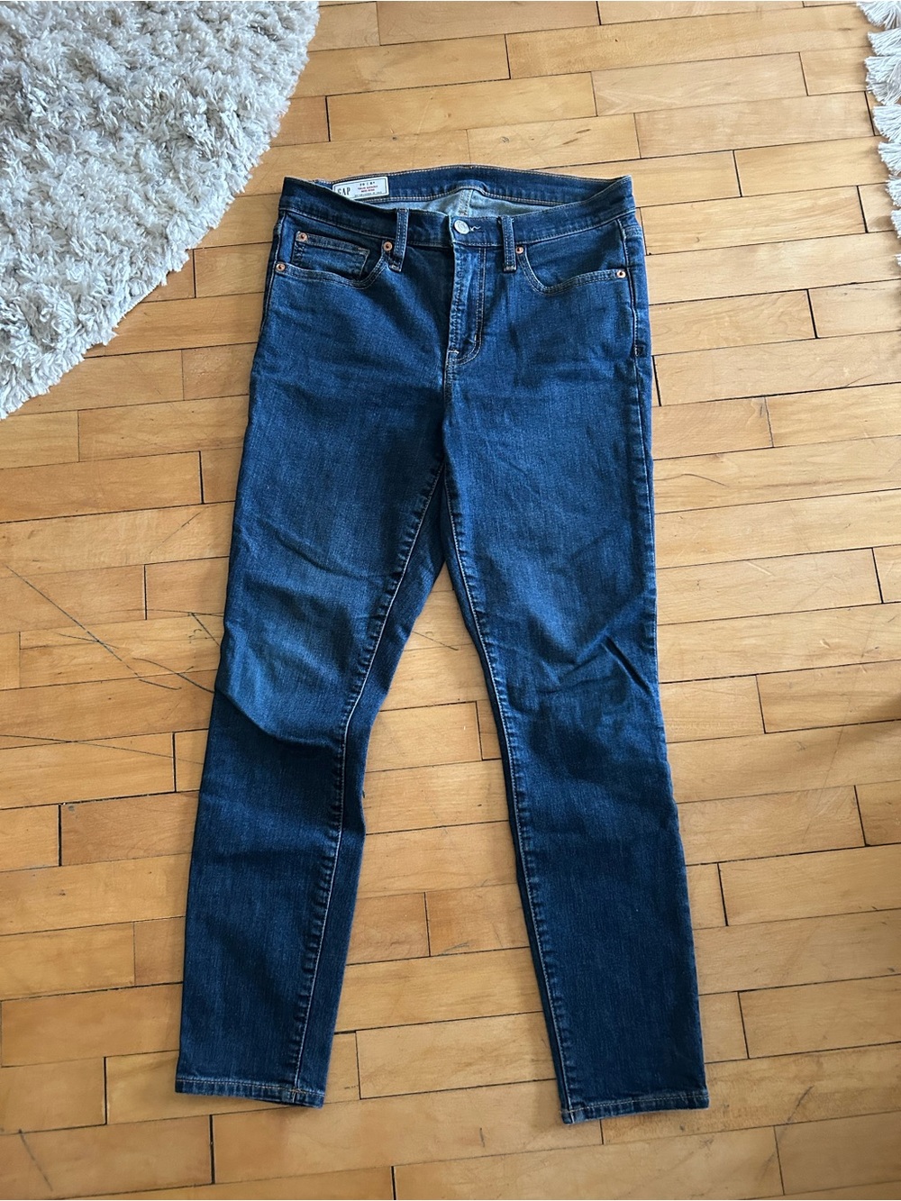 GAP Women's Dark Blue Skinny Jeans